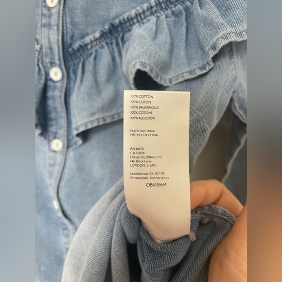 Anthropologie Pilcro Ruffle Button Up Chambray Shirt - Blue - Size XS - Cotton - Picture 3 of 9